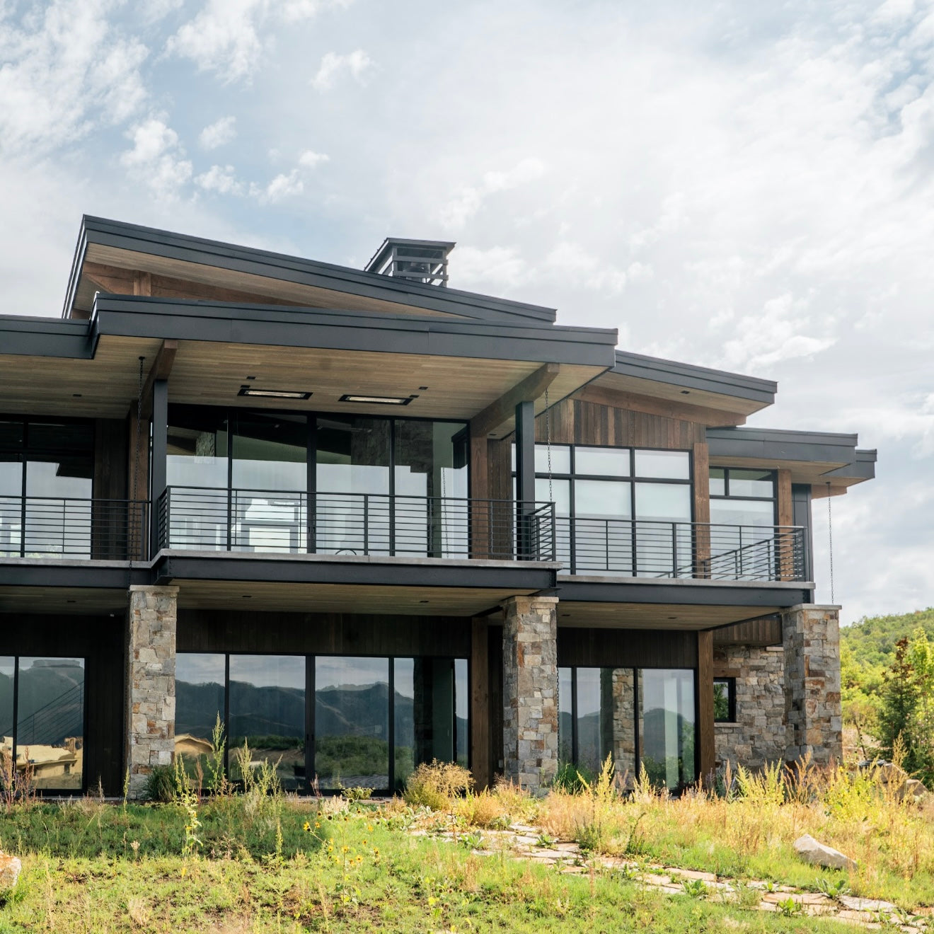 Tuhaye Mountain Modern