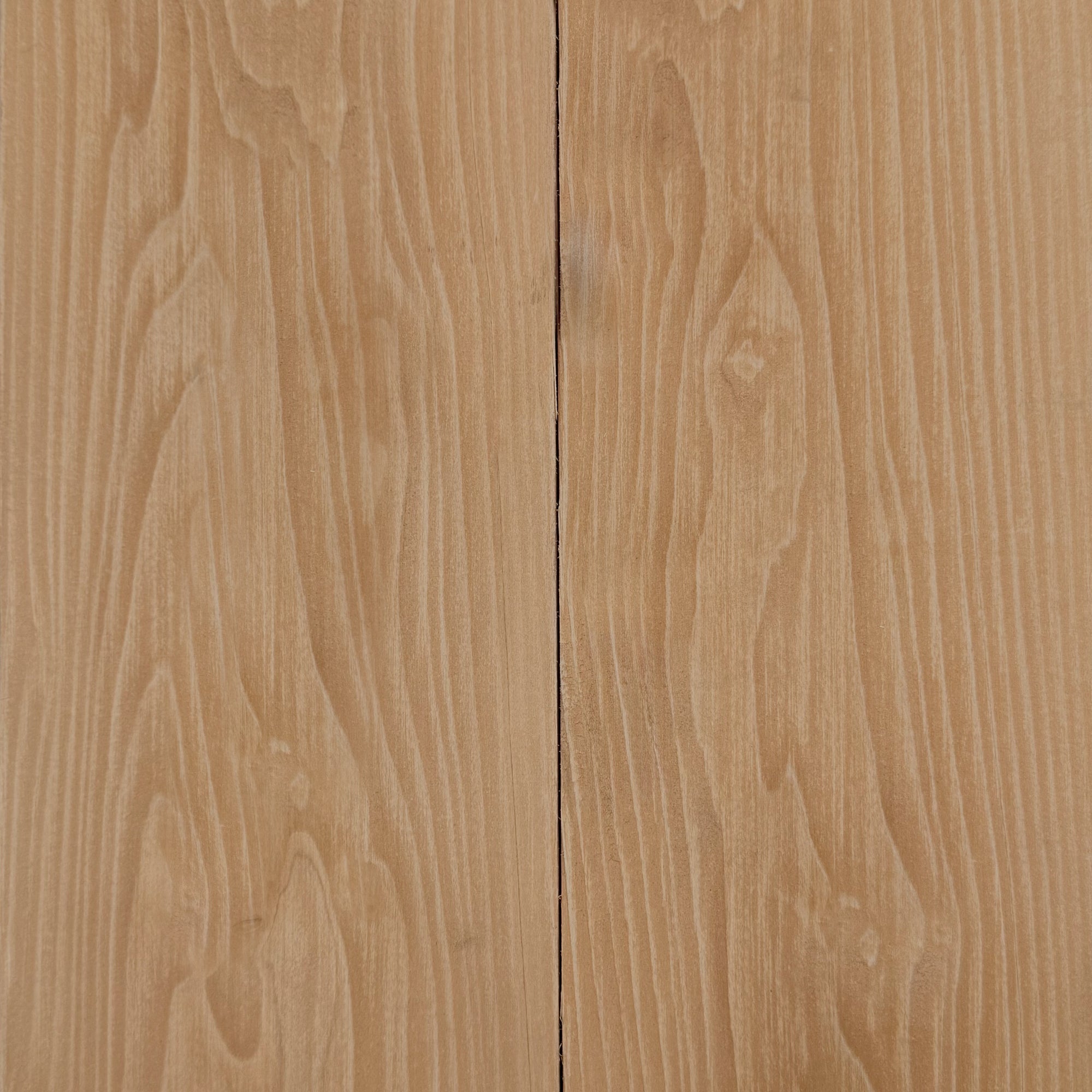 EMBER - White Cedar